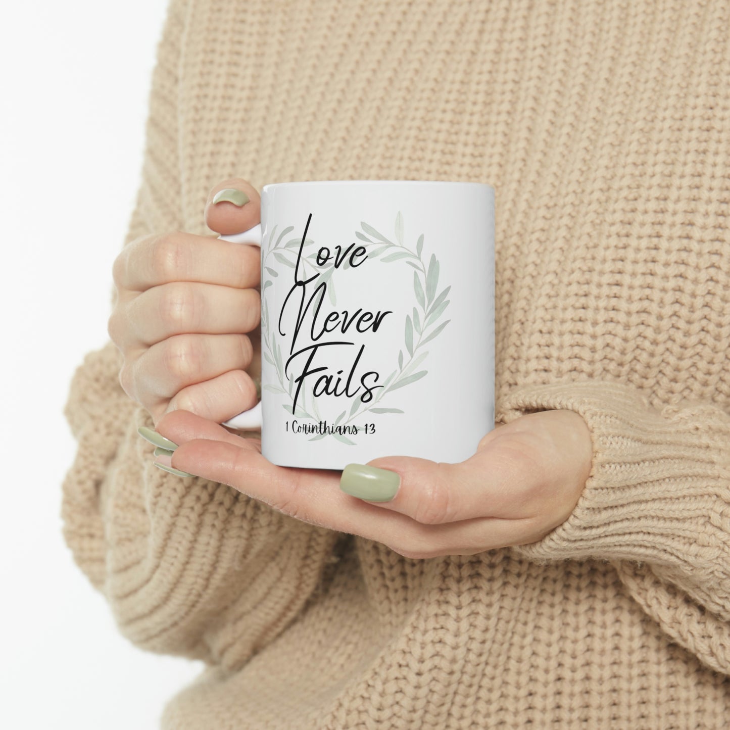 Love never fails Mug